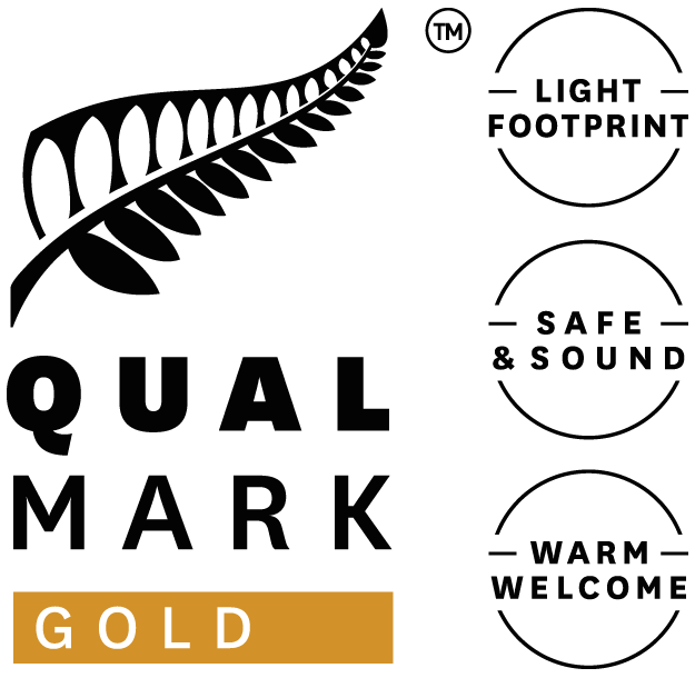 Qualmark Gold Award Logo